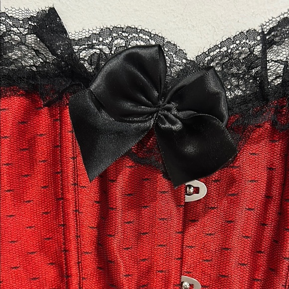 Alicia y Elegant Red black Lace Corset Top strapless medium women’s widow top - Picture 2 of 6